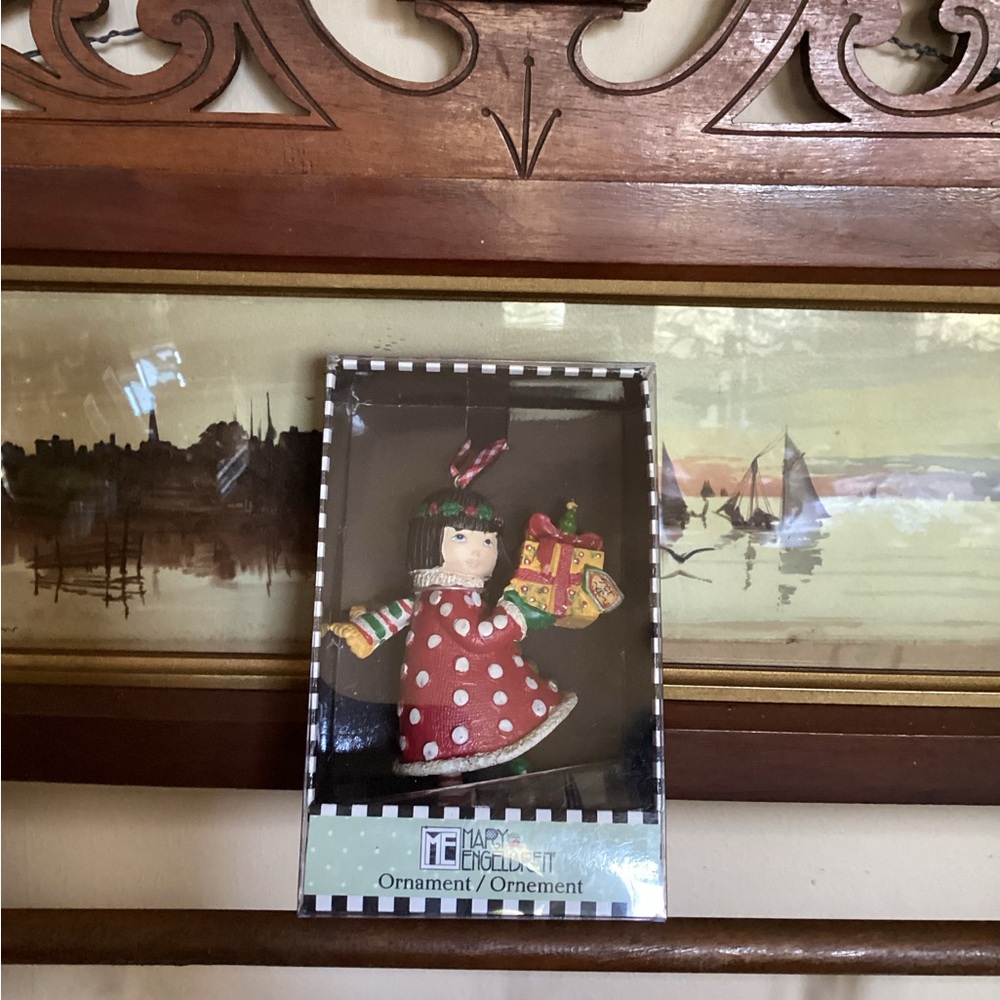 Mary Engelbreit: Sweet Girl 🎁Christmas Ornament.🎄